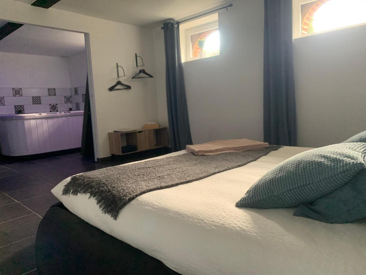 Aux Fines Bulles Gite Et Chambres D Hotes Neuve-Maison Dış mekan fotoğraf