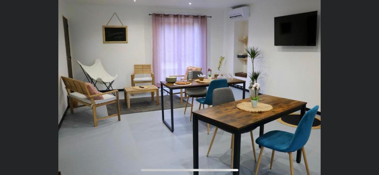 Aux Fines Bulles Gite Et Chambres D Hotes Neuve-Maison Dış mekan fotoğraf